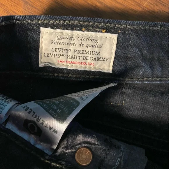 Levi’s Wedgie Black Straight Leg Jean - Picture 4 of 6